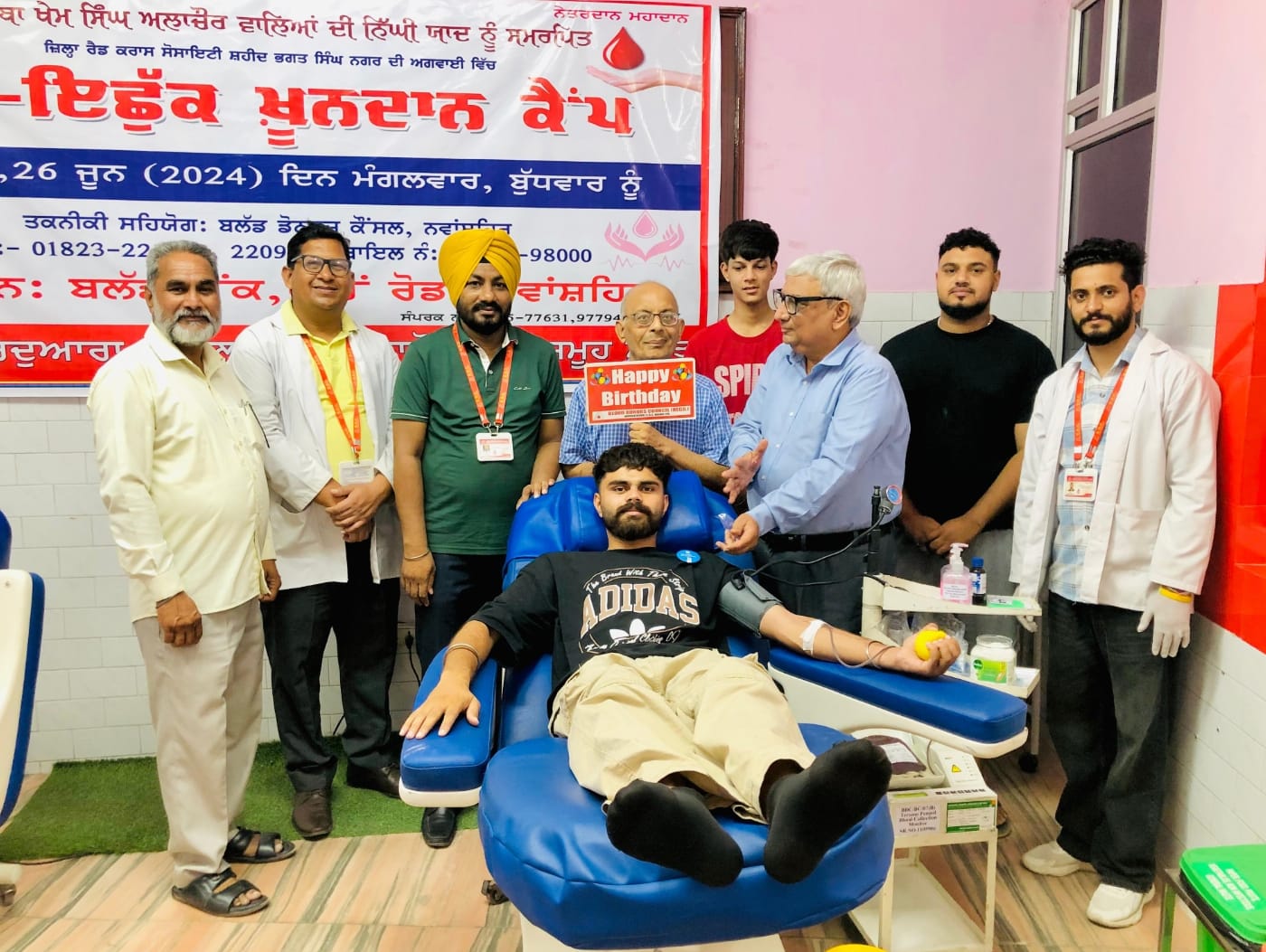 Upkar Yuva Club leader Akrash Bali celebrated his birthday by donating blood